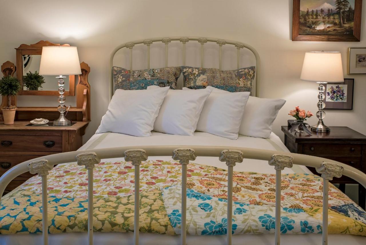Clementine'S Guest House & Vacation Rentals Astoria Luaran gambar