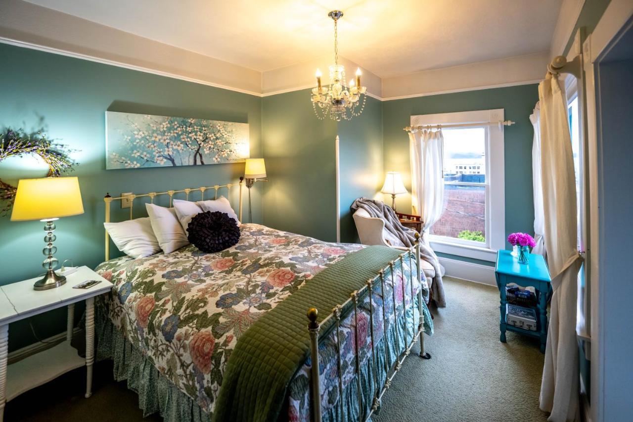 Clementine'S Guest House & Vacation Rentals Astoria Luaran gambar