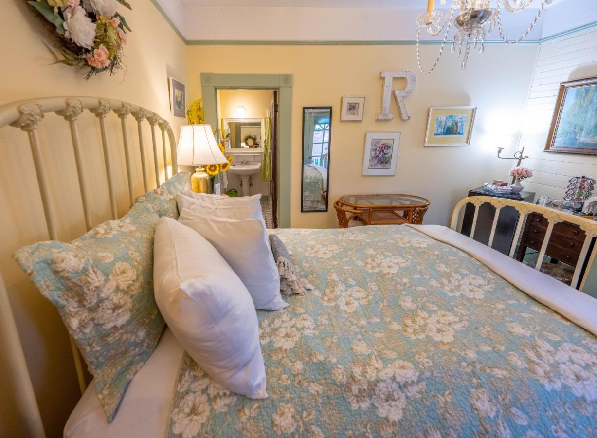Clementine'S Guest House & Vacation Rentals Astoria Luaran gambar