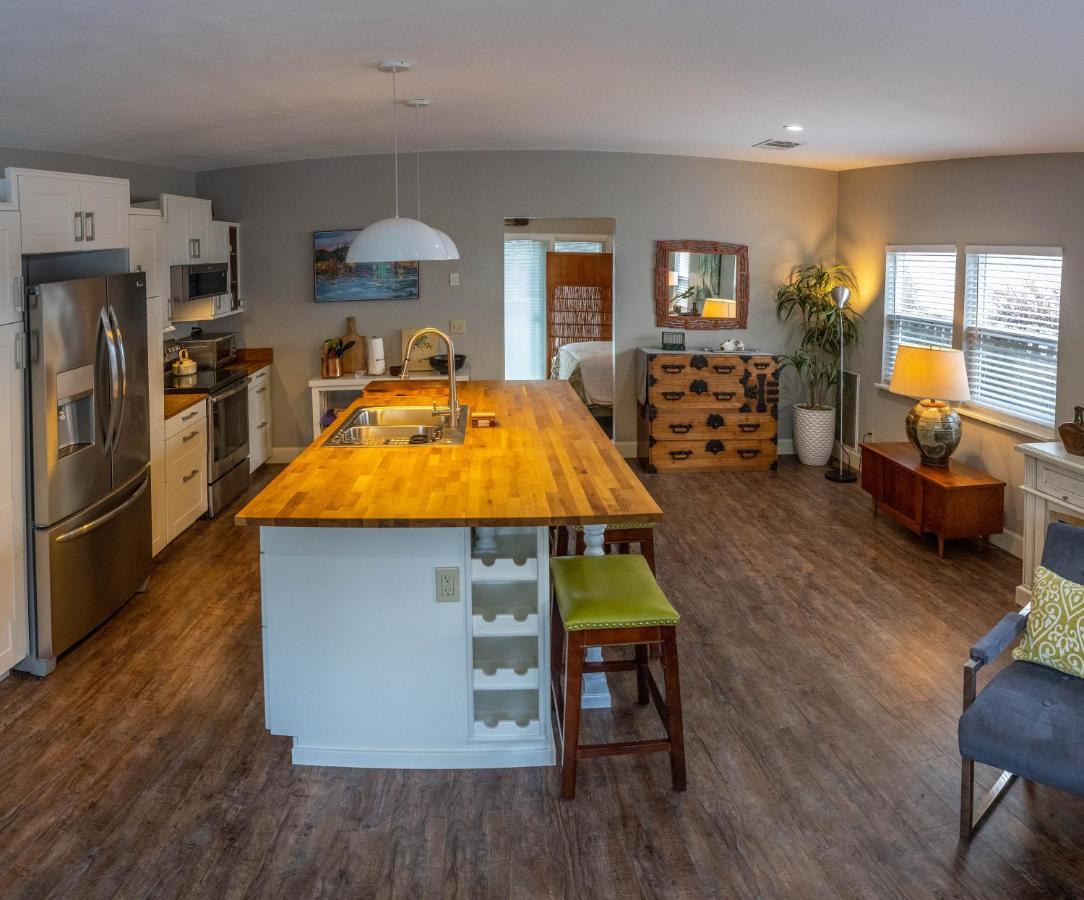 Clementine'S Guest House & Vacation Rentals Astoria Luaran gambar
